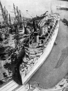 The ocean liner RMS 'Queen Mary', Clydebank, Glasgow, 1934 (1935).Artist: John Brown & Company