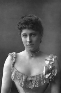 Mrs Lillie Langtry, British actress, 1890. Artist: W&D Downey