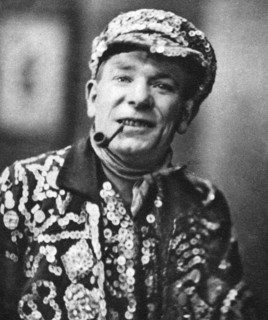 Pearly king, London, 1926-1927. Artist: Hoppe