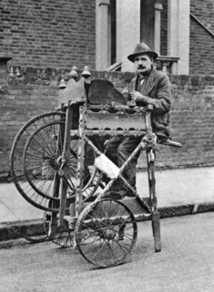 Knife and scissors grinder, London, 1926-1927. Artist: McLeish