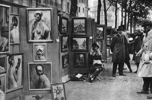 Paintings for sale, Paris, 1931.Artist: Ernest Flammarion