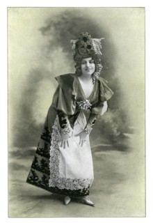 Charlotte Wiehe, 1901.Artist: Charles Reutlinger