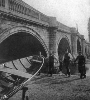 Richmond Bridge, London, early 20th century. Artist: Unknown