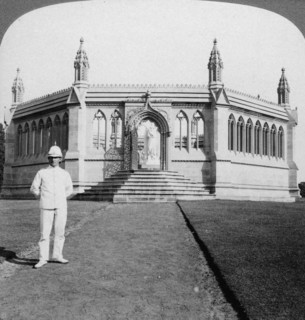 Memorial to the British women and children murdered during the Indian Mutiny, Cawnpore, India, 1903.Artist: Underwood & Underwood