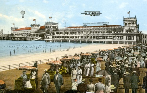 Young's New Million Dollar Pier, Atlantic City, New Jersey, USA, 1913. Artist: Unknown