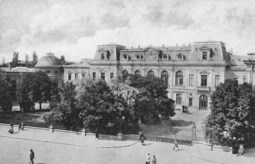 The Royal Palace at Bucharest, Romania, early 20th century. Artist: Unknown