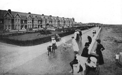 New Parade, East Worthing, West Sussex, early 20th century. Artist: Unknown