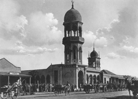 The Indian Mosque, Durban, South Africa. Artist: Unknown