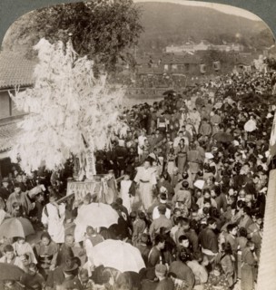 Shinto procession carrying sacred objects over a bridge to the Imperial Museum, Kyoto, Japan, 1904.Artist: Underwood & Underwood