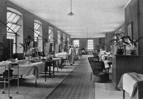 A ward in Guy's Hospital, Southwark, London, 1904. Artist: Unknown
