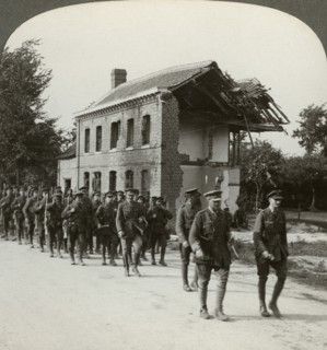 London Territorials on the march, La Bassee Road, northern France, World War I, 1914-1918.Artist: Realistic Travels Publishers