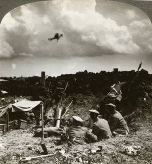 Mortars in the trenches, World War I, 1914-1918.Artist: Realistic Travels Publishers