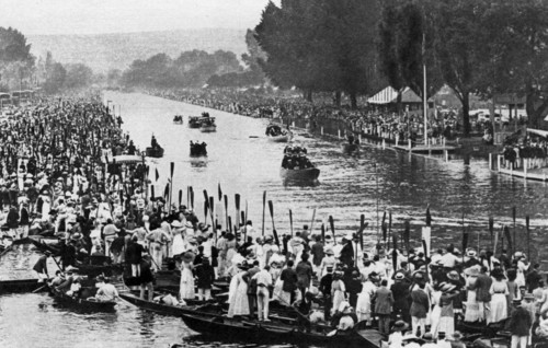 Henley Regatta, Oxfordshire, 6th July 1912 (1937). Artist: Horace Walter Nicholls