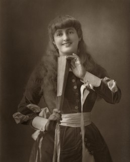 British actress Alice Atherton in 'Oliver Grumble', 1886. Artist: Barraud