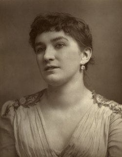 Nelly Bromley, British actor and singer, 1882. Artist: St James's Photographic Co