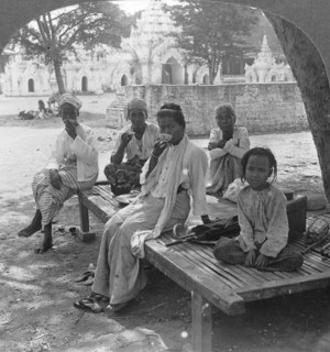 A social drink of coffee, Mandalay, Burma, 1908.  Artist: Stereo Travel Co