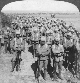 The Guards Brigade on the march to Kroonstadt, South Africa, Boer War, 1900.  Artist: Underwood & Underwood