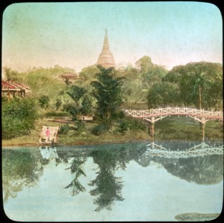 River scene, India, late 19th or early 20th century. Artist: Unknown