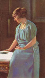 Lady Elizabeth Bowes-Lyons (1900-2002).  Creator: Unknown.