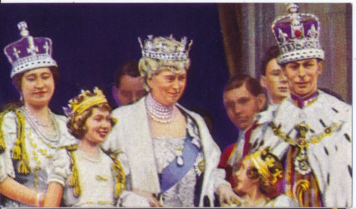 The Royal Family on the balcony of Buckingham Palace, on the occasion of King George VI's coronation Creator: Unknown.