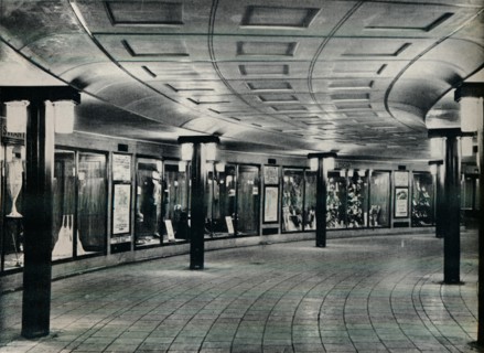 Circulating area of Piccadilly Circus Station, 1929. Artist: Unknown