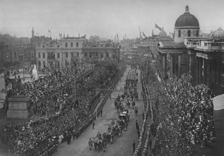 The Diamond Jubilee: Queen Victoria's carriage passing the National Gallery, London, 1897 (1906). Artist: Unknown.