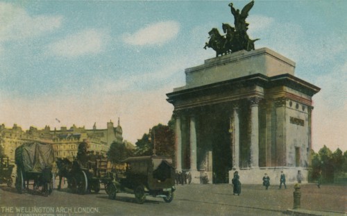 'The Wellington Arch, London', c1910.  Creator: Unknown.