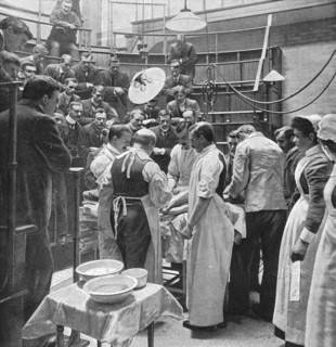 An operation at Charing Cross Hospital, London, 1901 (1903). Artist: Time Life Pictures.