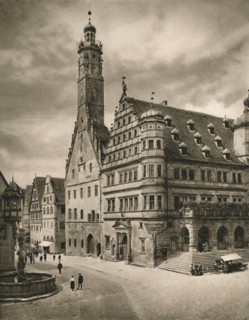 'Rothenburg o. d. T. - Rathaus', 1931. Artist: Kurt Hielscher.