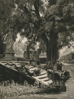 'In the Veitshochheim Park', 1931. Artist: Kurt Hielscher.