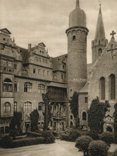 'Meersburg - Castle courtyard', 1931. Artist: Kurt Hielscher.