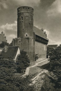 'Allenstein (Ostpreussen) - Odrdensschloss', 1931. Artist: Kurt Hielscher.