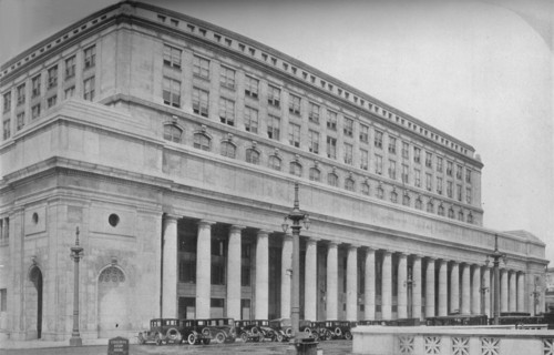 Canal Street facade, Chicago Union Station, Illinois, 1926. Artist: Unknown.