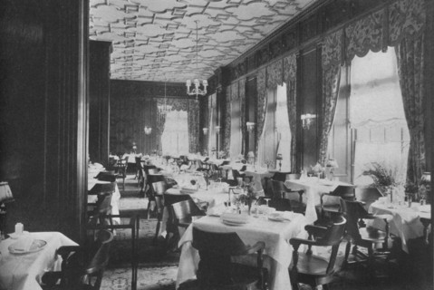 The Tudor Dining Room, Melbourne Hotel, St Louis, Missouri, 1924. Artist: Unknown.