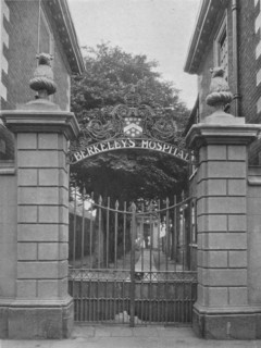 Entrance gateway, Berkeley's Hospital, Worcester, Worcestershire, 1924 Artist: Unknown.