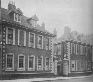 Gateway of Berkeley's Hospital, Worcester, Worcestershire, 1924.  Artist: Unknown.