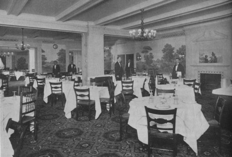 Breakfast Room, Roosevelt Hotel, New York City, 1924. Artist: Unknown.