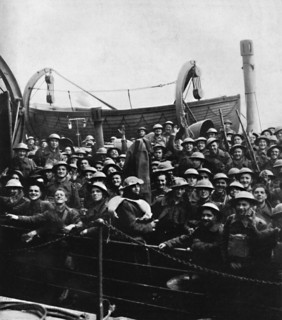 A boat of soldiers rescued from Dunkirk, 1940, (1945) Artist: Unknown.