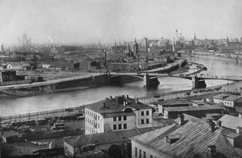 'A general view of Moscow, showing the Kremlin', 1915. Artist: Unknown.