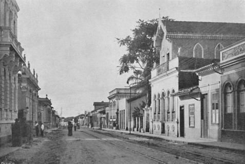 'Rua 7 de Abril', 1895. Artist: Carlos Hoenen Successores.