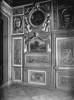 'State Bedroom, Showing Alcove  - H¶tel Lauzun', 1903. Artist: Unknown.