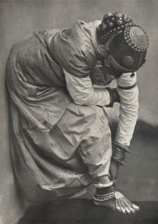 'Tamulin mit Fuss- und Kopfschmuck', 1926. Artist: Unknown.