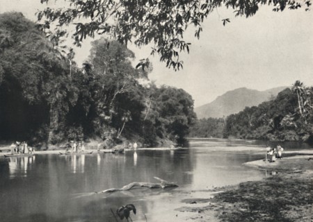 'Elefantenbadeplatz an der Mahavaliganga bei Kandy', 1926. Artist: Unknown.