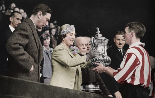 'The Queen Presents The Cup', 1937. Creator: Unknown.