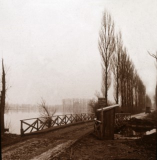 Bridge on the River Ailette, northern France, c1918. Artist: Unknown.