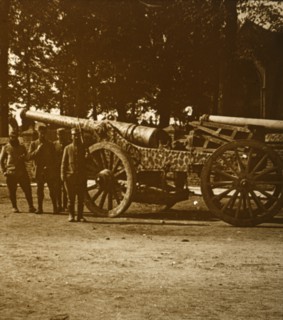 Cannon, c1914-c1918. Artist: Unknown.