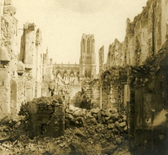 Reims Cathedral, Reims, northern France, c1914-c1918. Artist: Unknown.