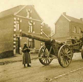 Heavy artillery, c1914-c1918. Artist: Unknown.