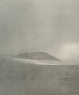 'The Start of a Blizzard...Drift Coming Round Mount Erebus', c1908, (1909). Artist: Unknown.