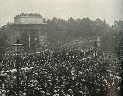'Arrival of the Canadian Premier (The Hon. Wilfrid Laurier) at Hyde Park Corner', 1897.  Artist: E&S Woodbury.